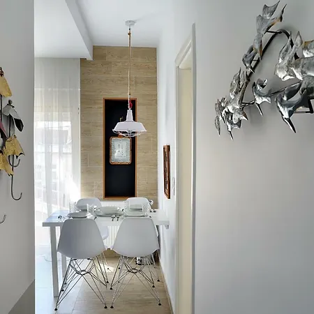 Cosmos N Armonia Apts. Appartement *